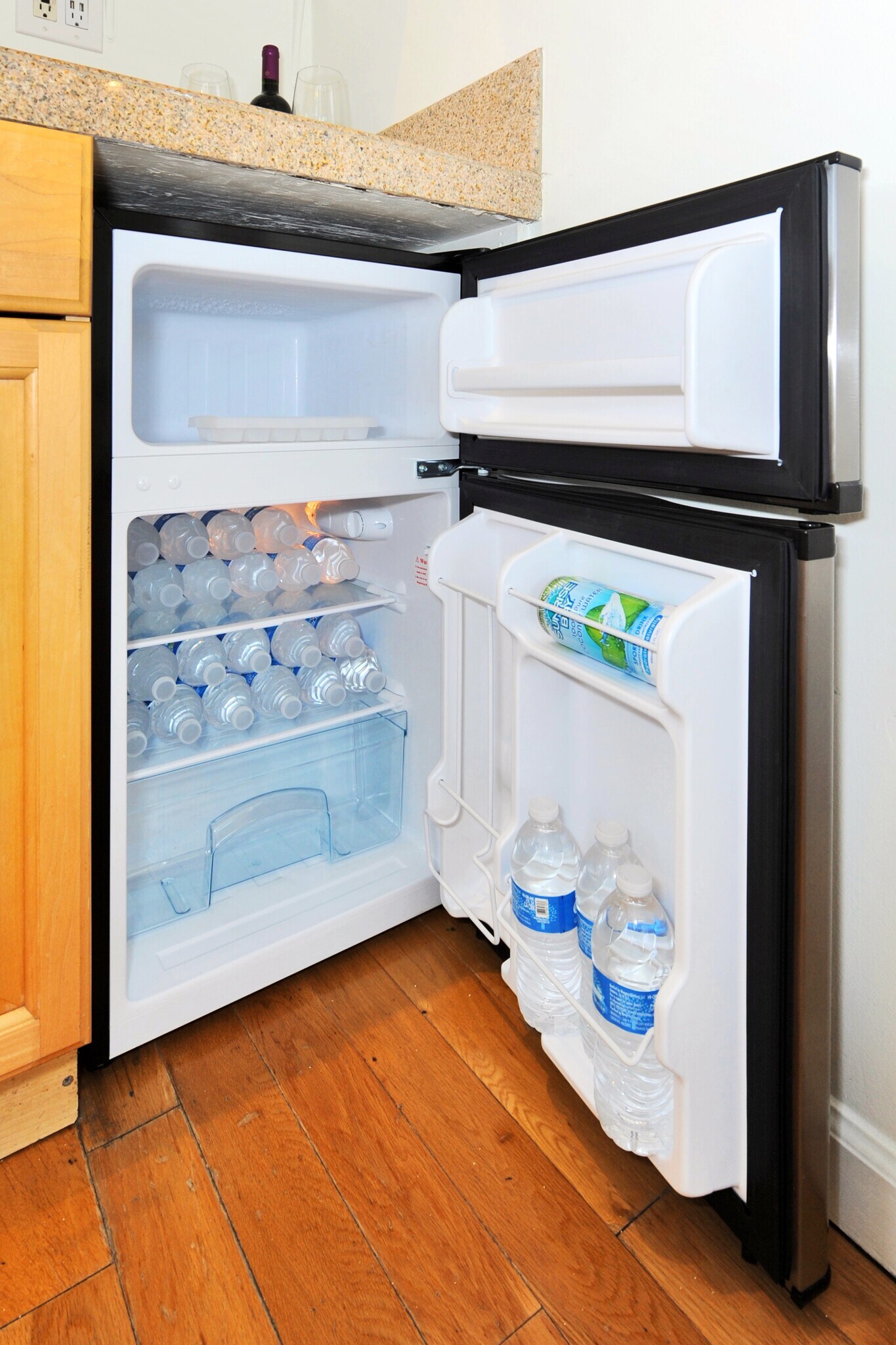 Building Photo - 1650 Winona Blvd