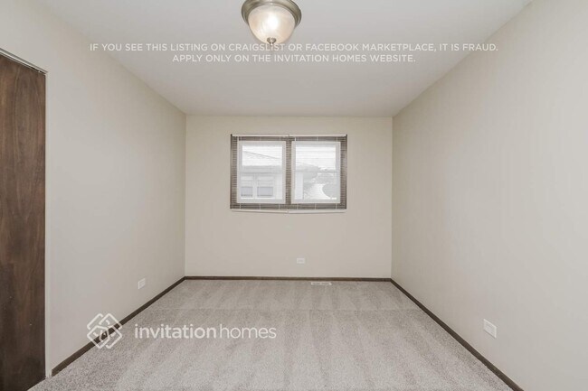 Building Photo - 16632 Parkview Ave