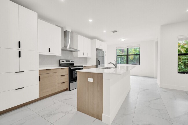 Building Photo - 407 Bella Sol Way