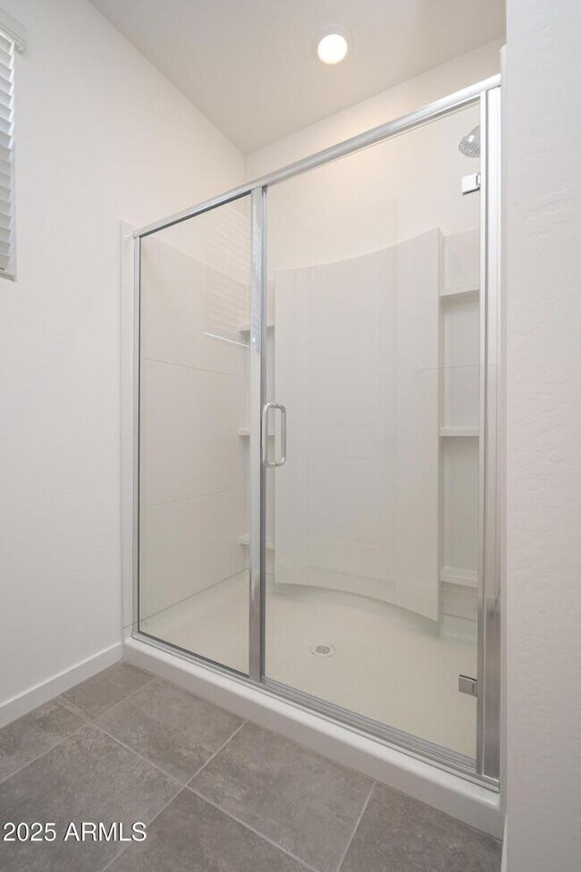 Building Photo - 17305 W Sanna St