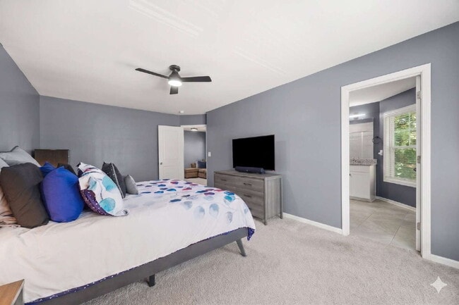 Building Photo - Beautiful Lake Wylie Home with Spacious Layout, Office Space & Incredible Community Amenities!