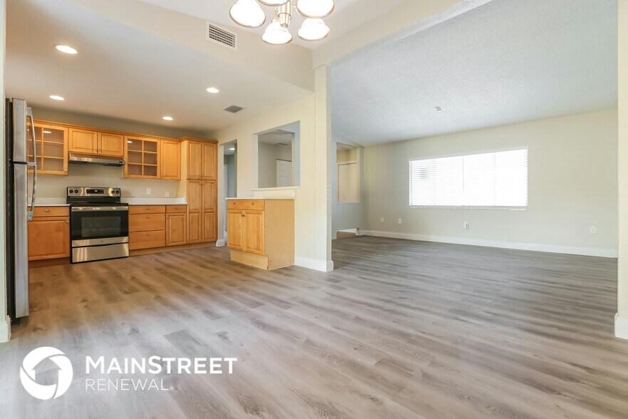 Building Photo - 6539 Mauna Loa Blvd