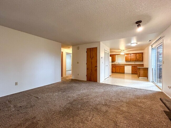 Building Photo - 2197-2203 Nomad Ct SE