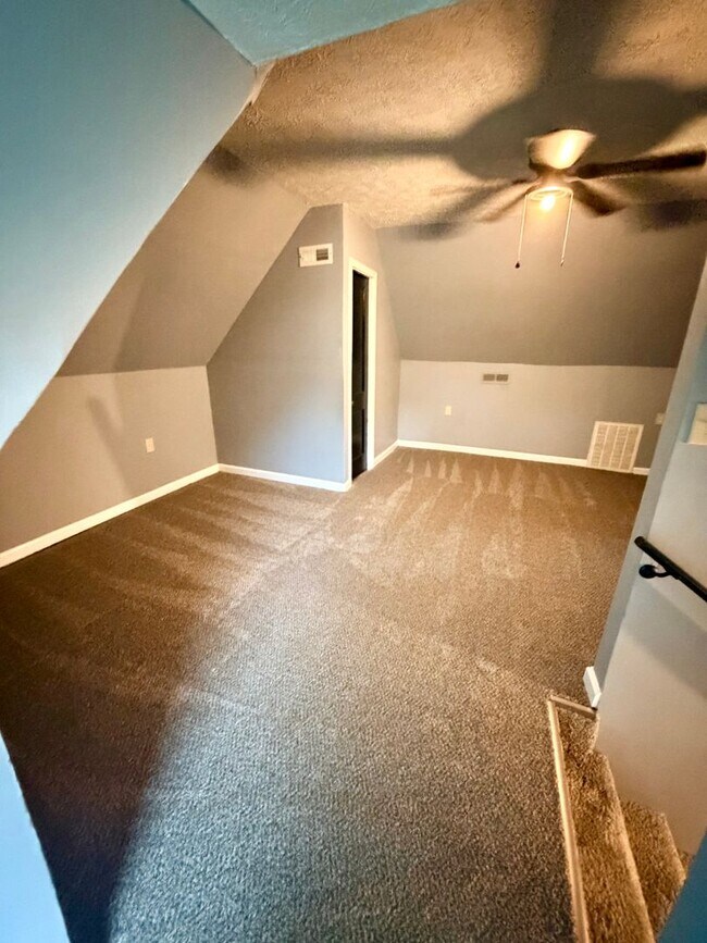 Building Photo - 268 E Loudon Ave