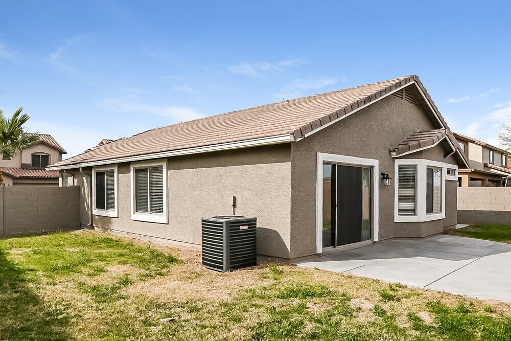 Building Photo - 3510 W Thurman Dr