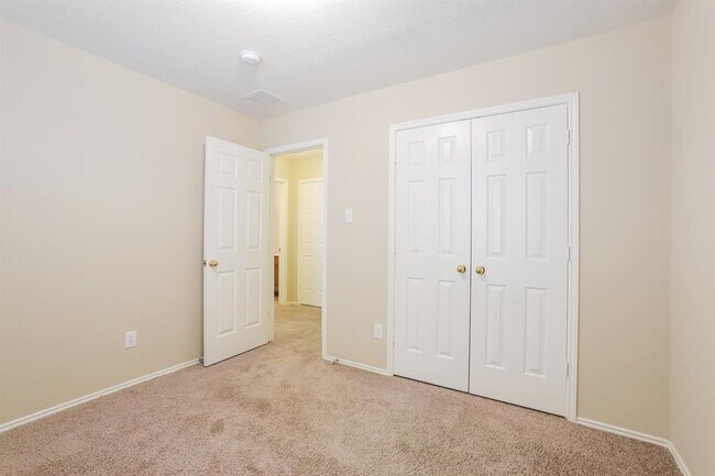Building Photo - 8822 Clearbourne Ln