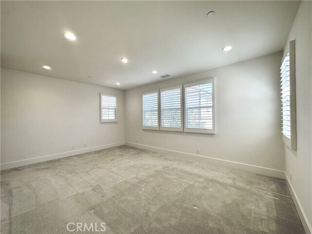 Building Photo - 214 Parkwood