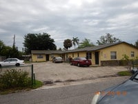 Building Photo - 307-329 Melody Ln