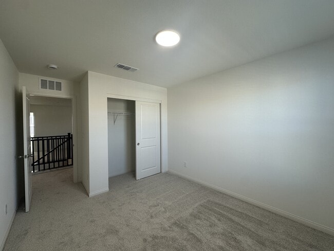 Building Photo - 9125 Rivington Ave