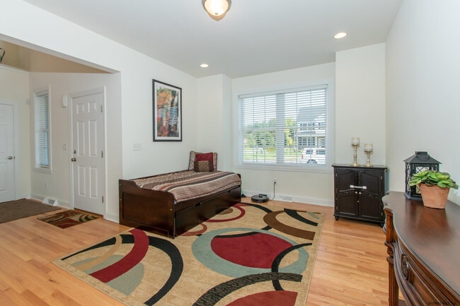 Building Photo - 106 Balsam Way