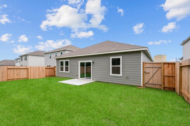 Building Photo - 31139 Gayle Prairie Oaks St