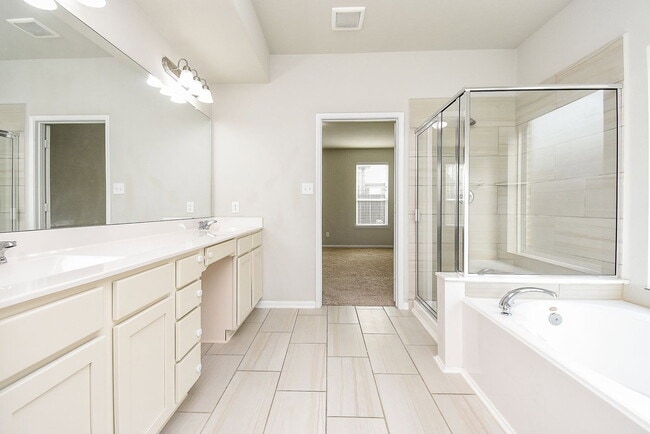 Building Photo - 4442 Buentello Dr