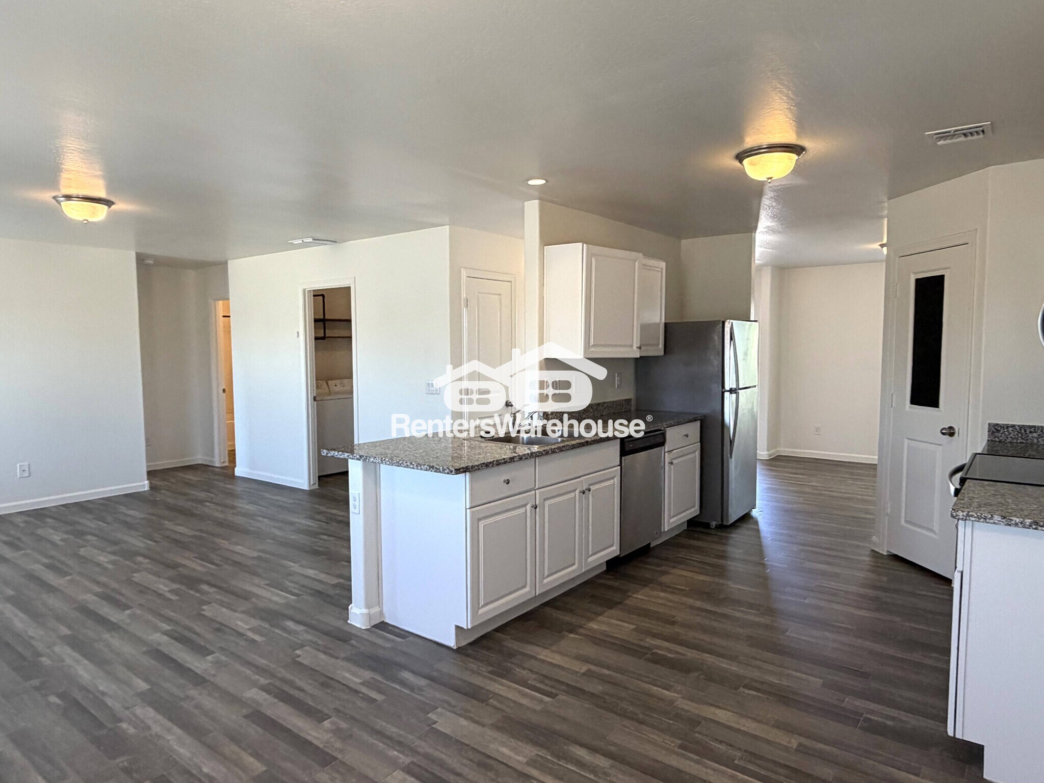 Building Photo - 3852 Princeton Ln