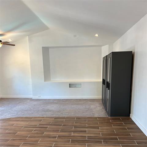 Building Photo - 5746 Velasco Ave