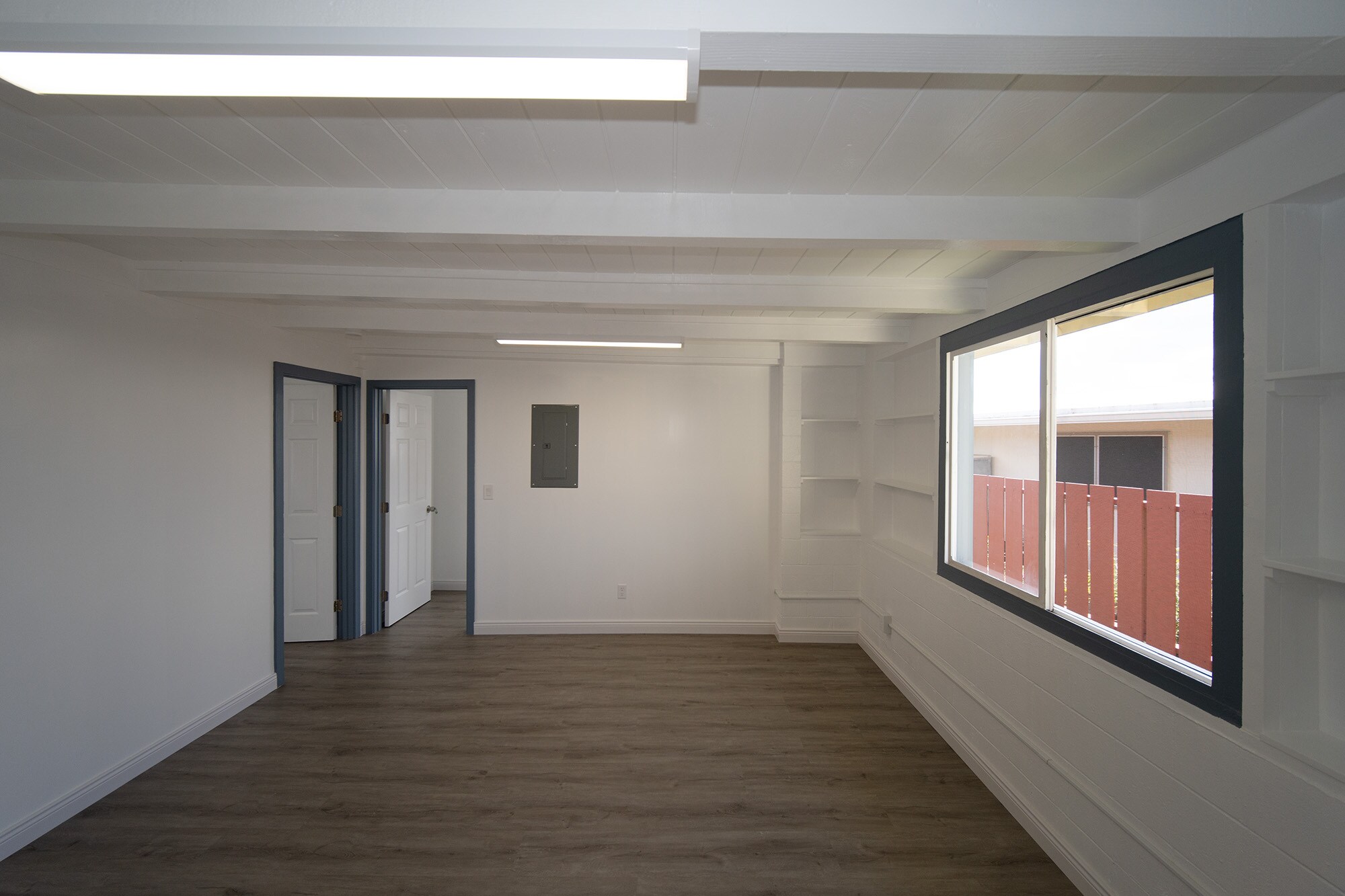 Building Photo - 1957 Hoohai St