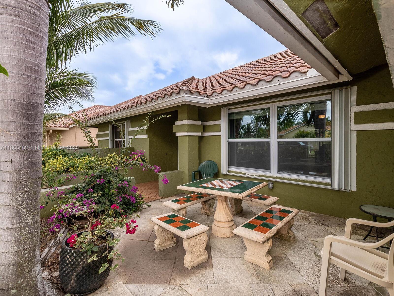 Building Photo - 9939 Majestic Way