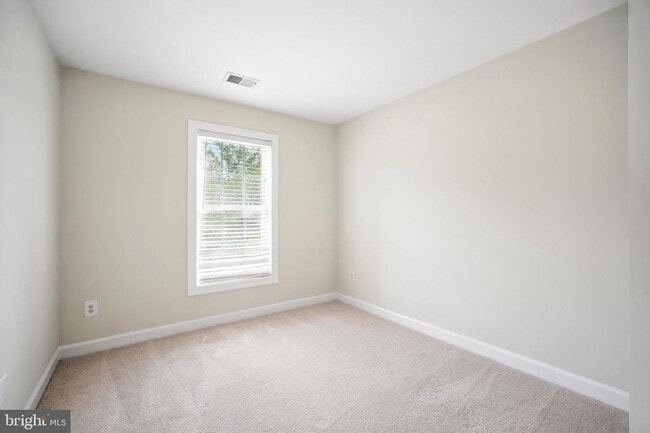 Building Photo - 6696 Debra Lu Way