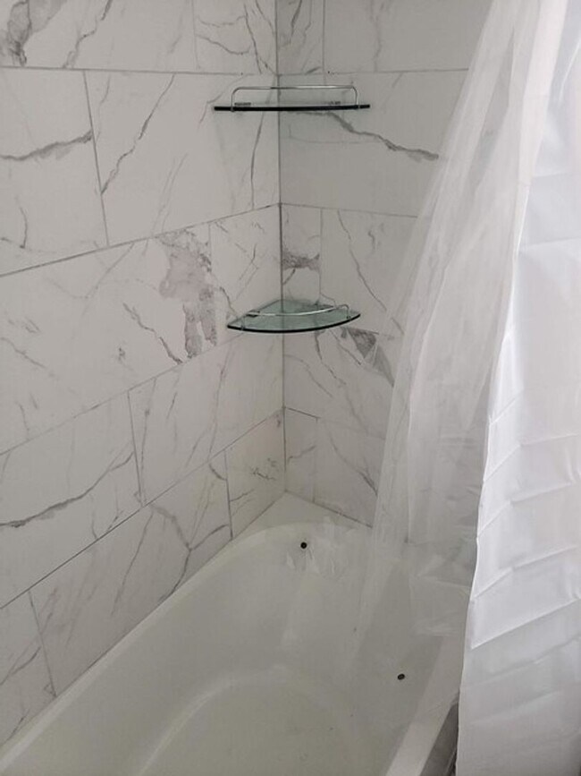 Building Photo - 124 N 52nd St