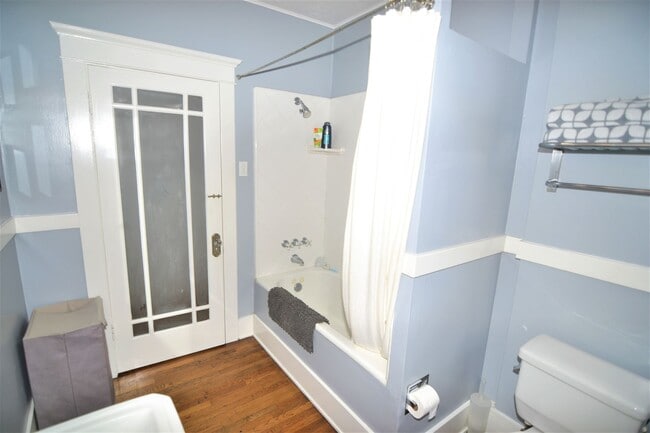 Building Photo - Beautiful Belmont Heights Home with Huge B...