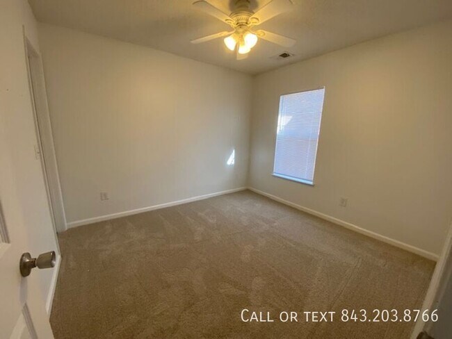 Building Photo - 1604 Ashley Ct