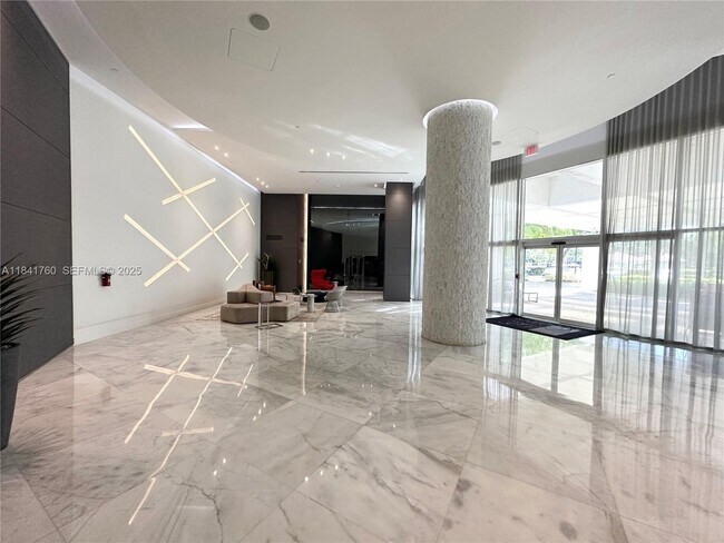 Building Photo - 3300 NE 192 St