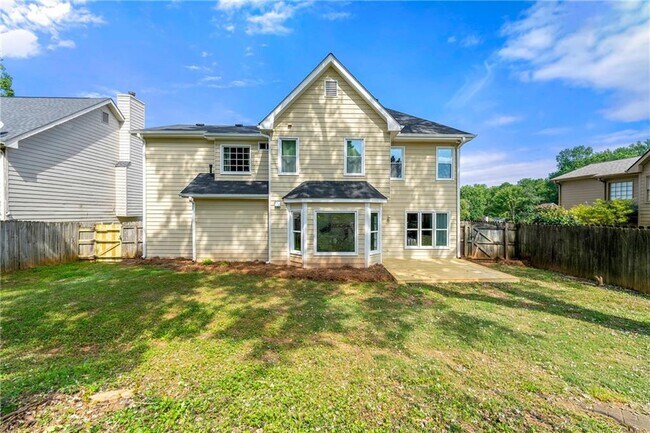 Building Photo - 1414 Justin Dr