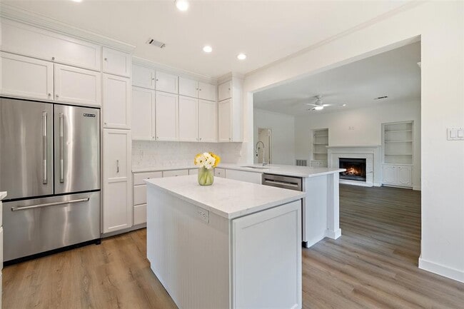 Building Photo - 5700 Carry Back Ln