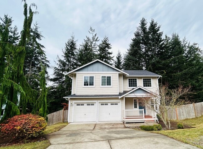 Primary Photo - Holiday Move-In Special — Enjoy Half Off Your First Month’s Rent! Lovely 3 Bedroom Home in Coupev...