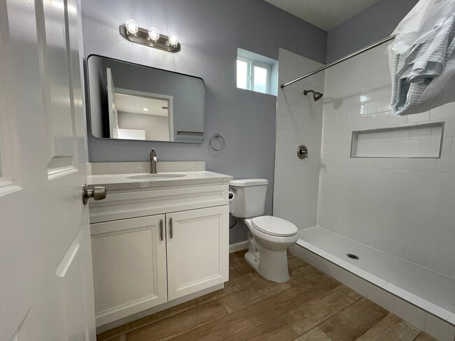 Building Photo - Brand new 1 bedroom 1 bath duplex in San D...