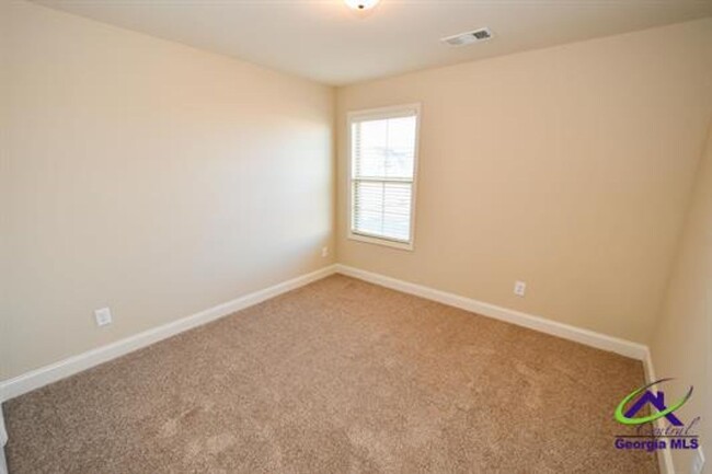 Building Photo - 204 Otters Rdg Dr