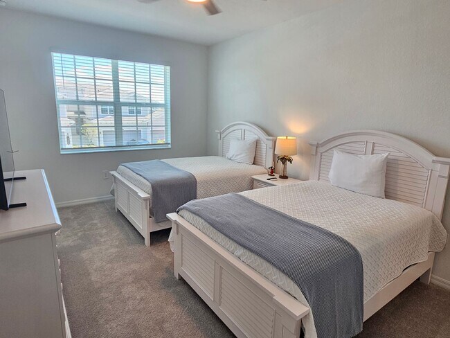 Building Photo - 12665 Radiance Ct