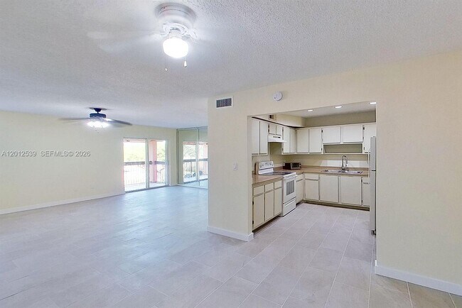 Building Photo - 2020 NW 119th St