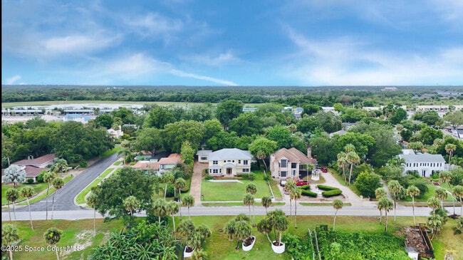 Building Photo - 1613 Indian River Dr