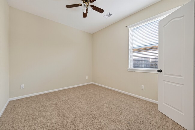 Building Photo - 4930 Ginger Bluff Trail