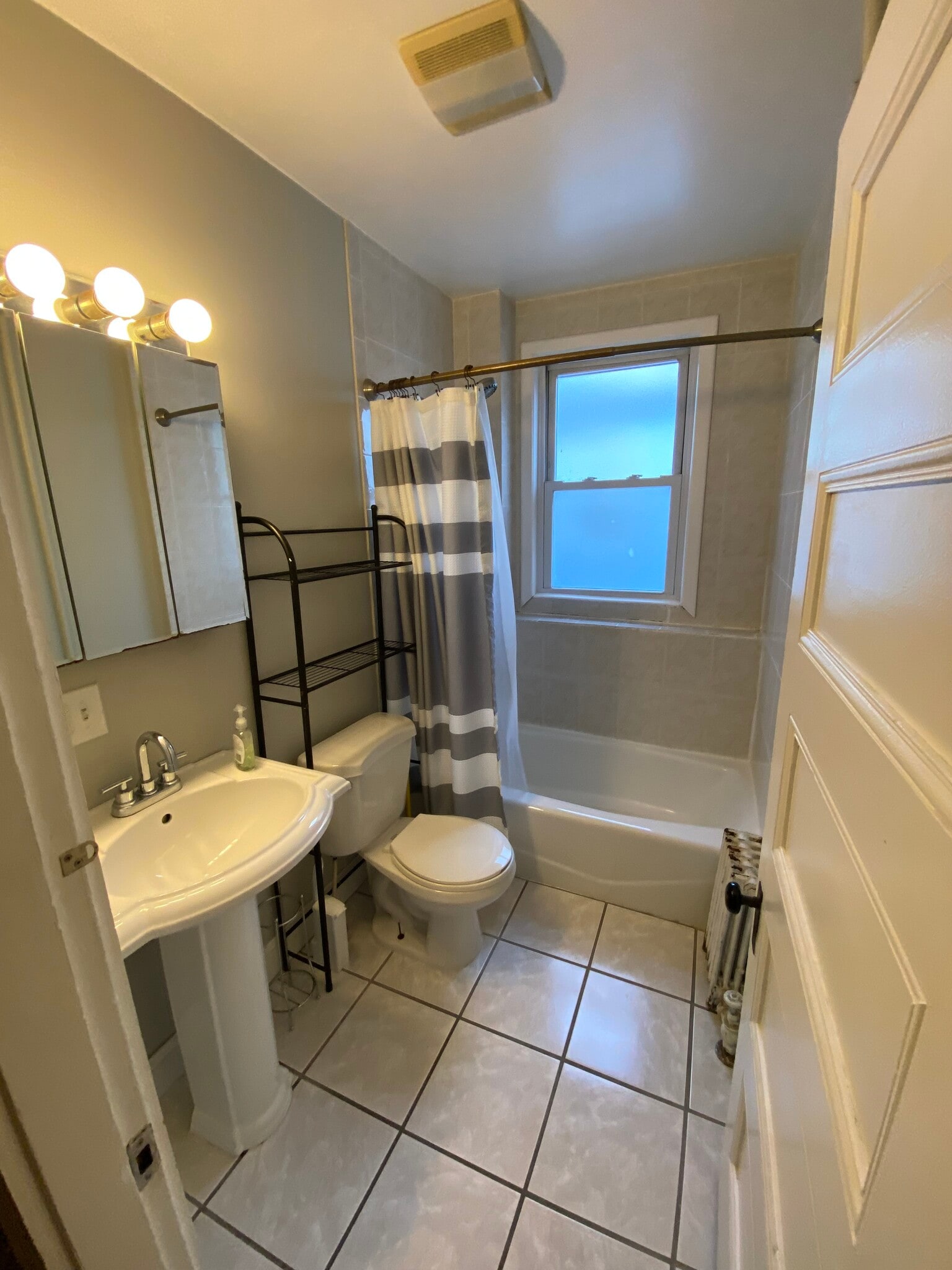 Bathroom - 248 Brown St