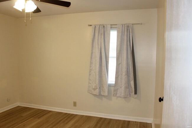 Building Photo - 1716 S Walnut Ln