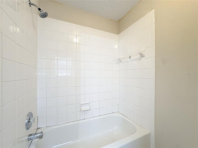 Building Photo - 9551 Bennington Chase Dr