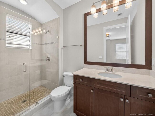 Building Photo - 259 Calmo Cir