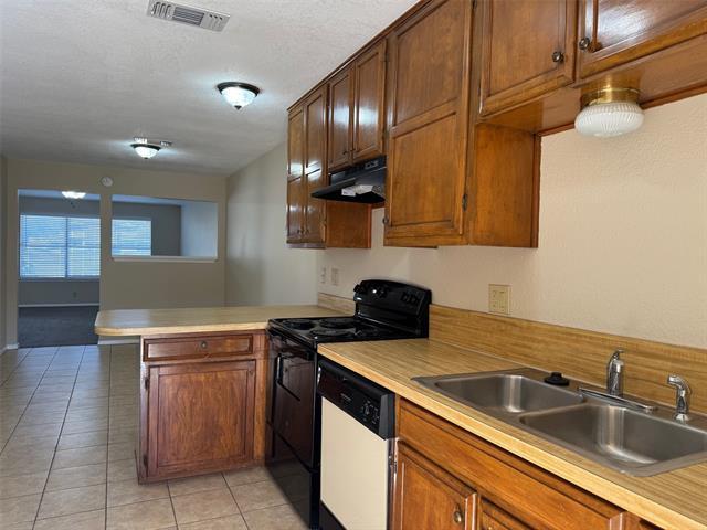 Building Photo - 1002 Harbor Lakes Dr