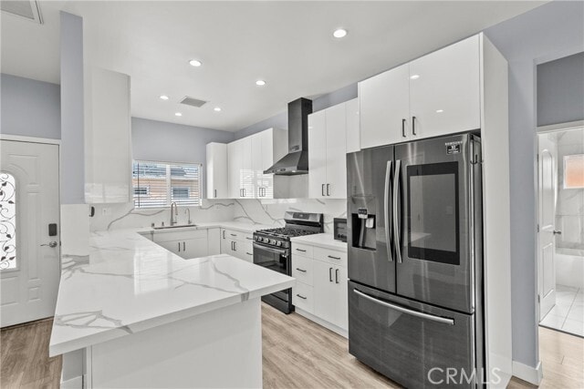 Building Photo - 7239 Kraft Ave