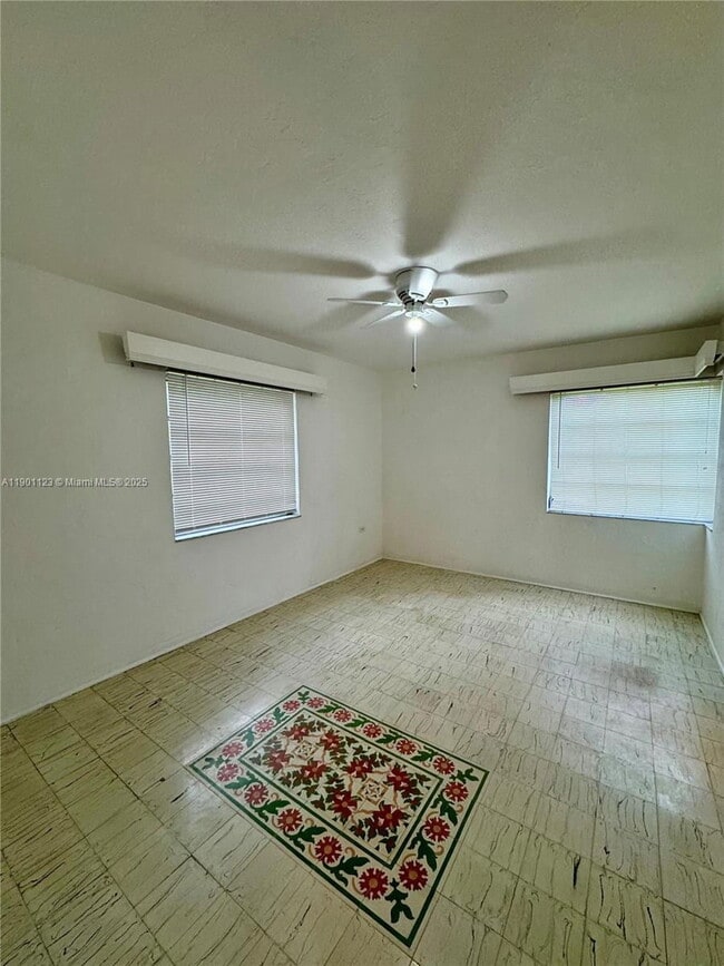 Building Photo - 5700 SW 42nd St