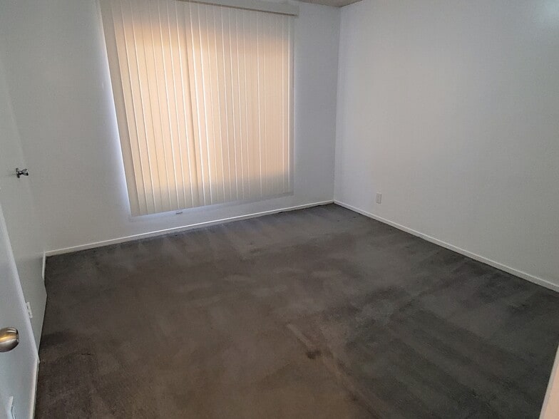 Building Photo - 1417 S Atlantic Blvd