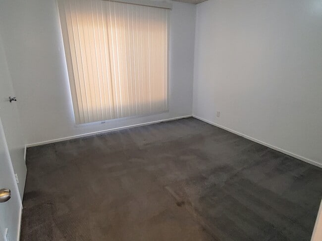 Building Photo - 1417 S Atlantic Blvd