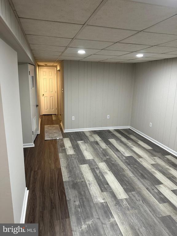 Building Photo - 6521 Gildar St