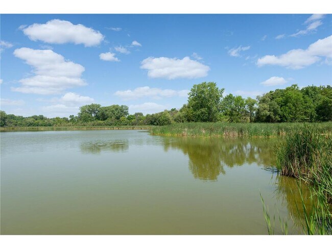 Building Photo - 4509 Laguna Dr