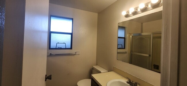 Building Photo - 622 91st Ave SE