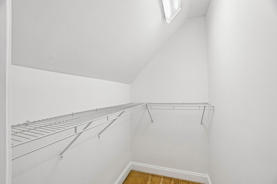 Building Photo - 1025 Princeton View Ln