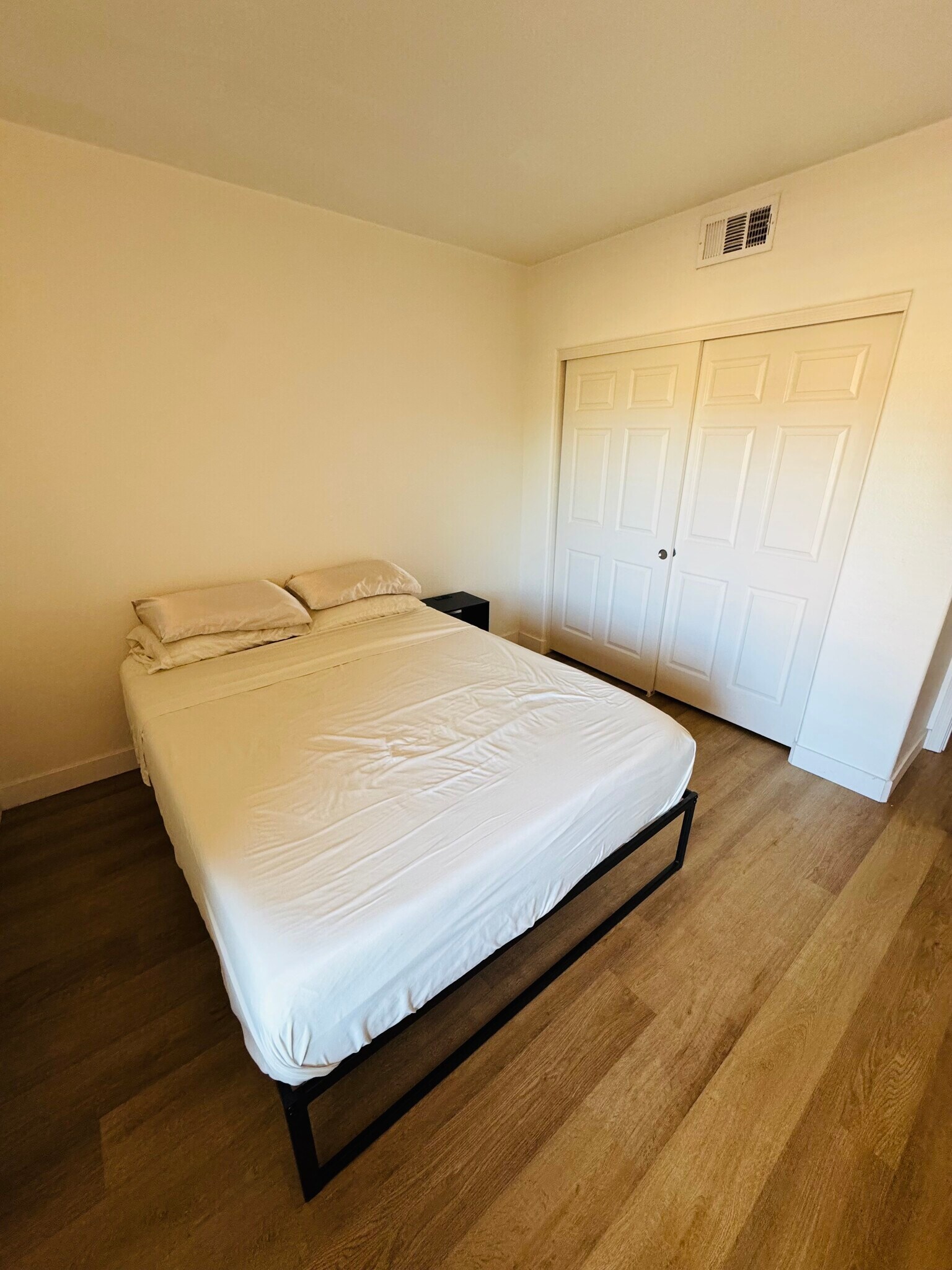 Building Photo - 7008 E Gold Dust Ave