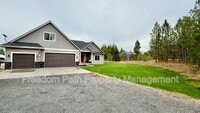 Building Photo - 1519 Delano Rd