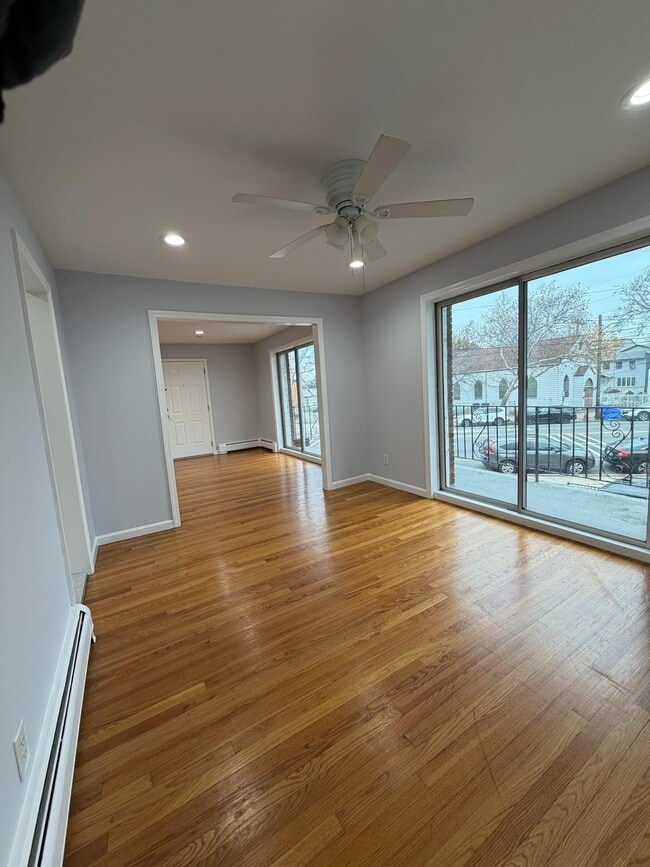 Building Photo - 3586 John F. Kennedy Blvd